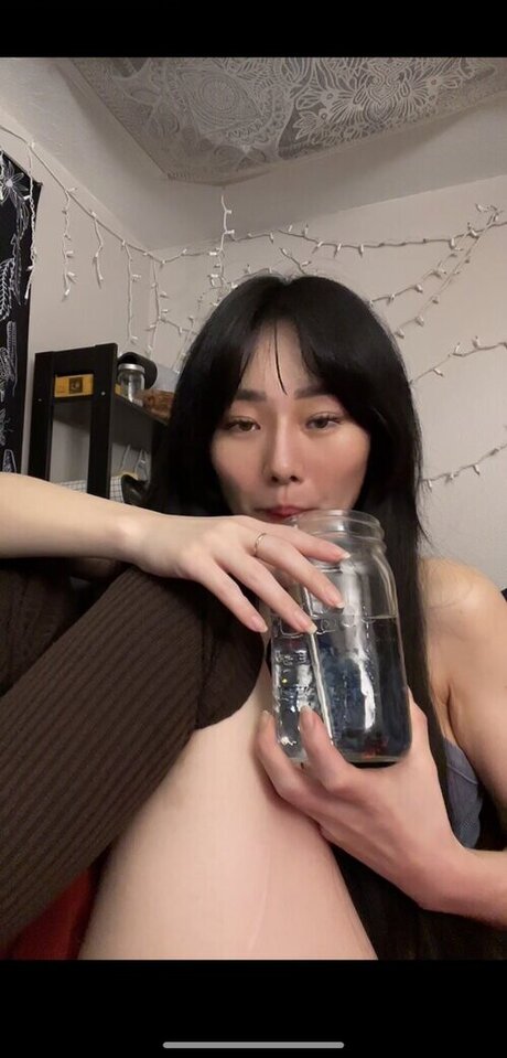 Showmeyourbasement pretty pornstar picture