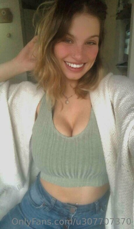 pawg girls onlyfans top images