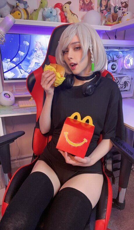 Duckie Cos pornstar hd image