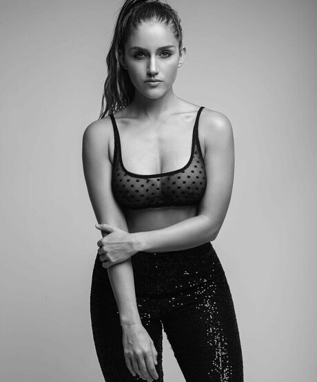 Oruzan model art picture