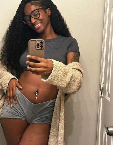 lauryntierre high quality model archive