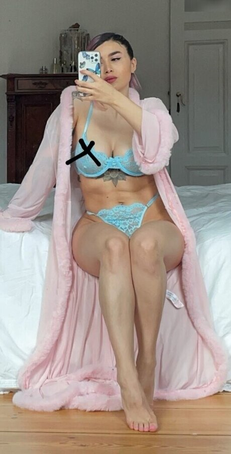 Salome Sylvana model adult photos