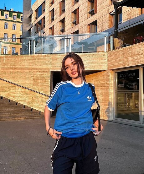 mildixs sexy pornstar pic