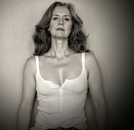 Amanda Barron pretty pornstar images