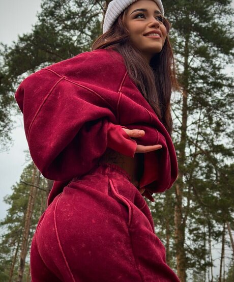 Sofia Chernasova model hd images