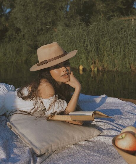 Sofia Chernasova star sexy images