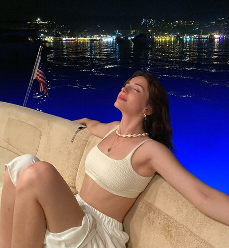 ebrarkrbkn star pics