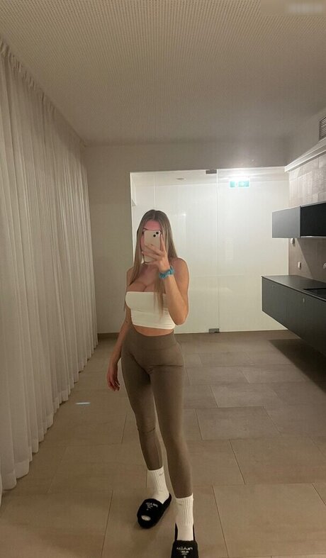 Sara ncx porn actress photos