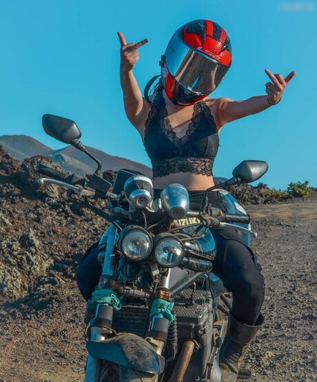 teen ladyboy onlyfans exclusive image