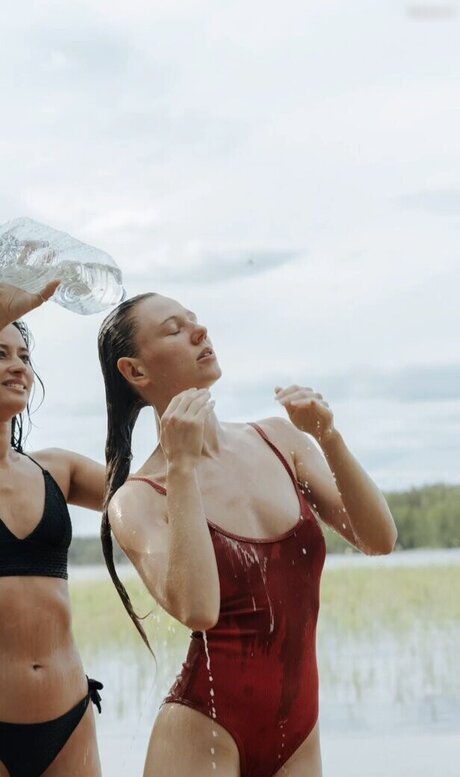 Affe auf Bike exclusive pornstar gallery