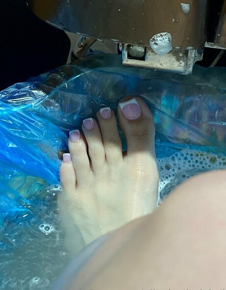 elizabethnichol pornstar hot pics