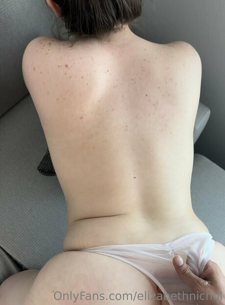 elizabethnichol beautiful pornstar image