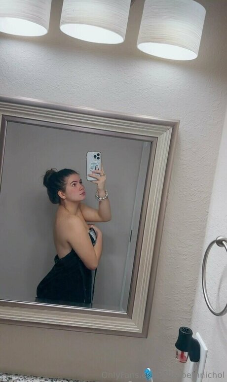 elizabethnichol pornstar perfect gallery