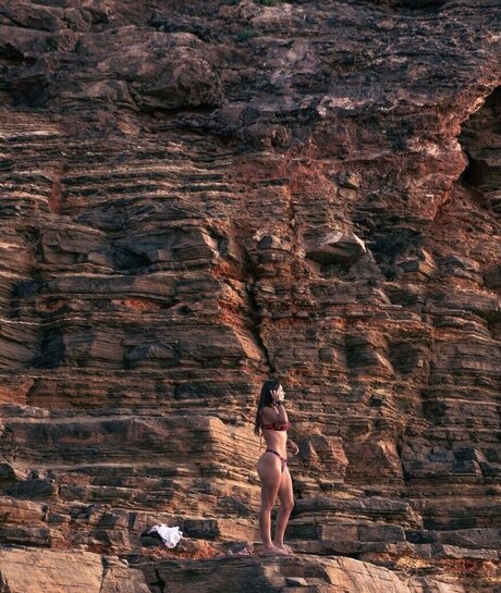 Puck Moonen hot model pictures