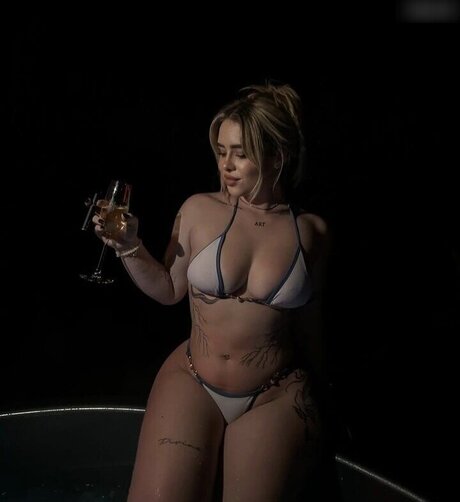 ladyboy asian onlyfans nudes picture