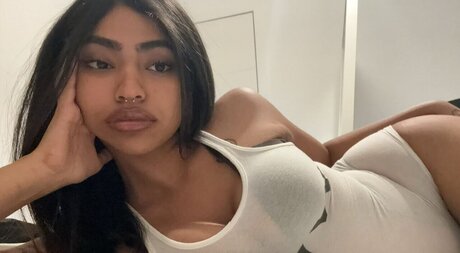 Fionee pornographic star photos