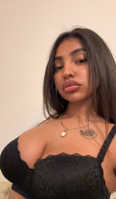 Fionee hd model photos