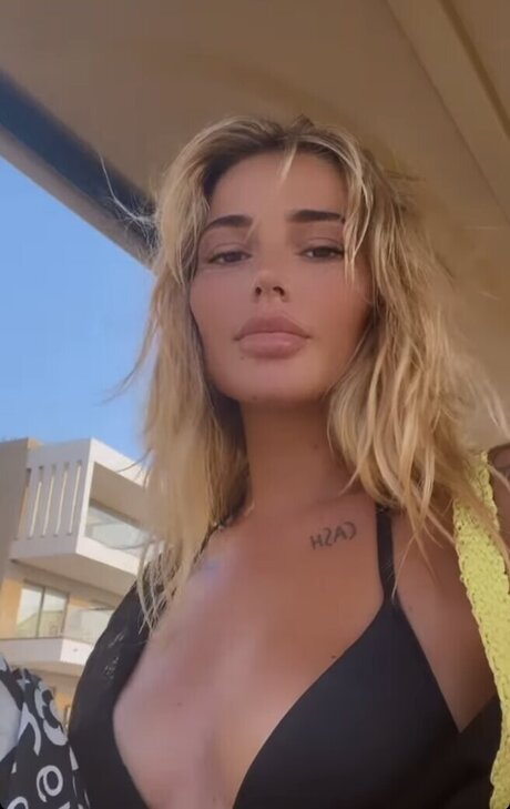 Loredana Zefi model pornographic pic