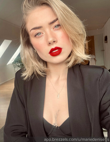 black kitty onlyfans hot pics