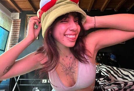 lauraac1 nude star archive