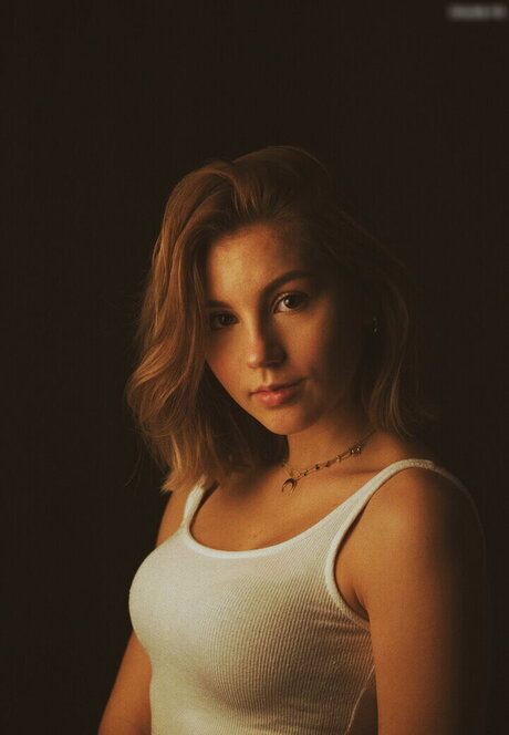 vicky2203 hot actress pics