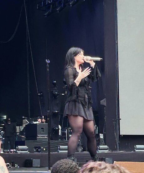 Courtney LaPlante star xxx pics