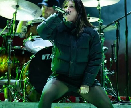 Courtney LaPlante model free img