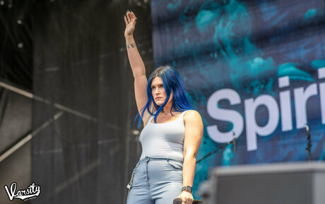 Courtney LaPlante erotic model pic