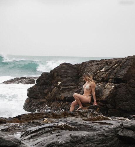 lifting toni free actress pics