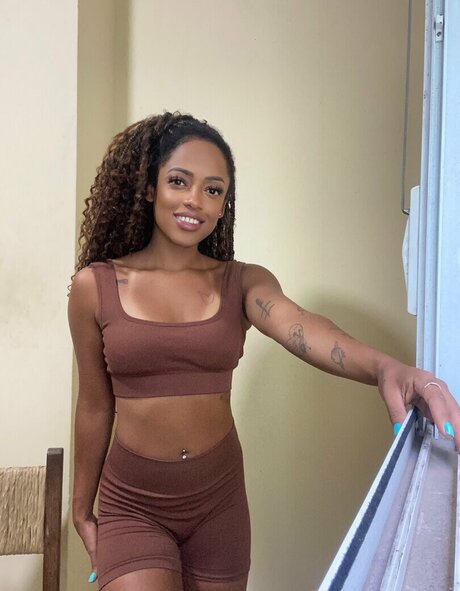 vitoria alves beautiful star pic