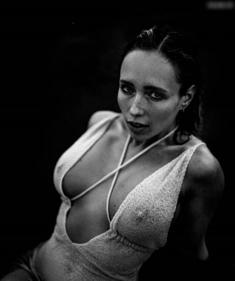 Nicole Marrone exclusive model img