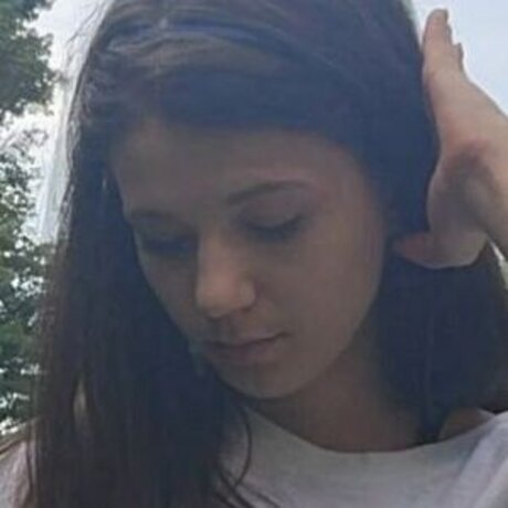 Ariel Harris hd actress photos