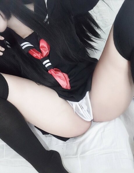 Akihira model adult pic