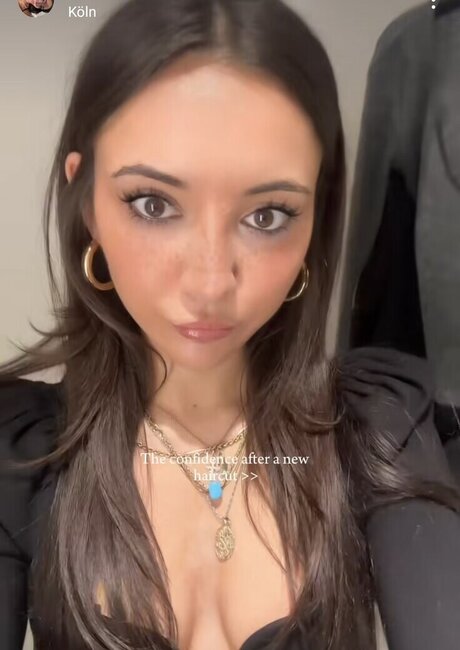 Merve zkan erotic actress img