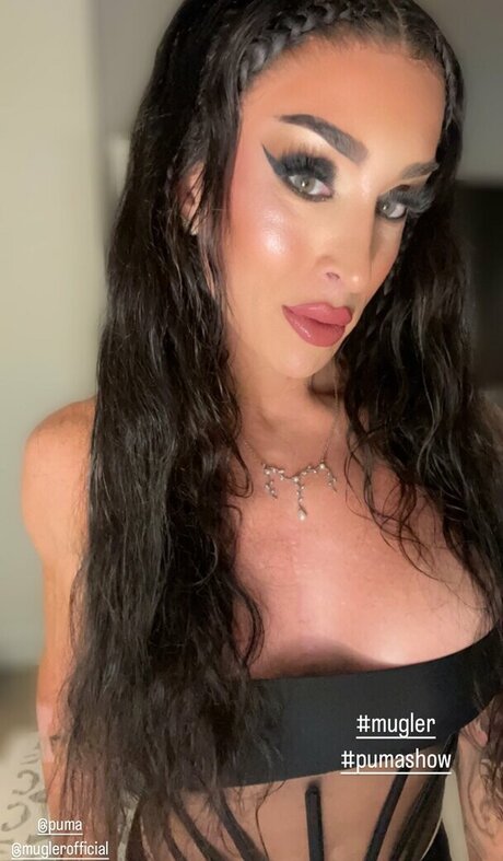 Gabbi Tuft star free gallery