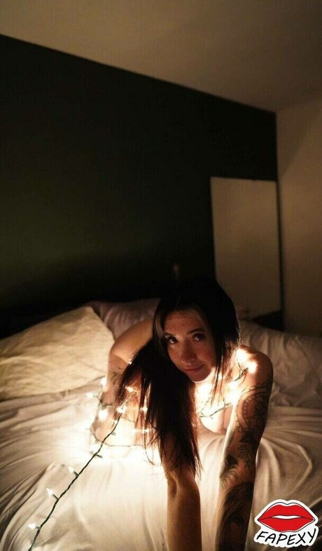 Lexi Abreu naked actress pics