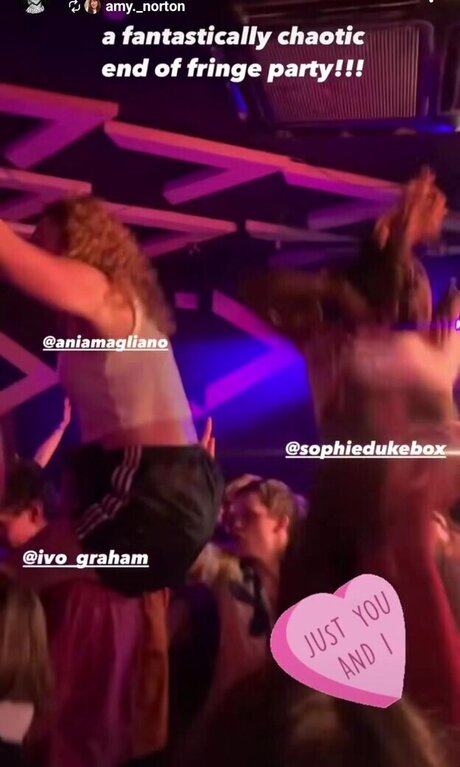 Taskmaster Women model nice gallery