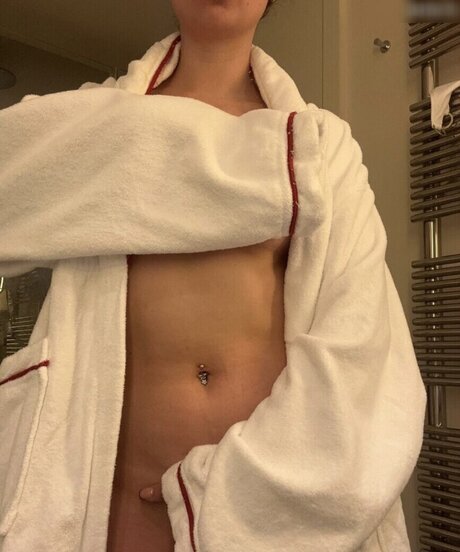 asian thick onlyfans hot image