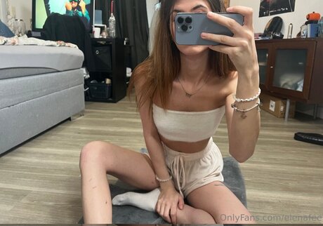 Elenafee nudes model archive