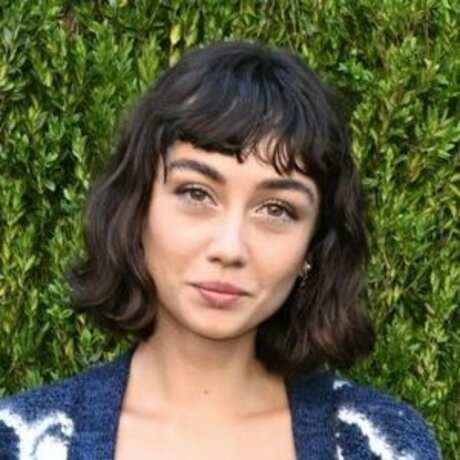 Sydney Chandler exclusive actress pic