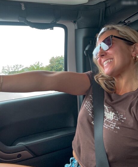 julie tirado free model pics