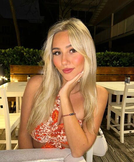 Arianna Felber nice star picture