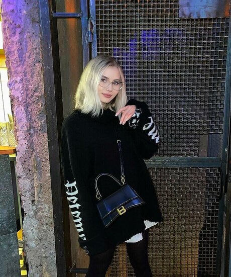 GloriaMatvien model best galleries