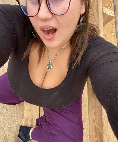 Mikaash pornographic model gallery