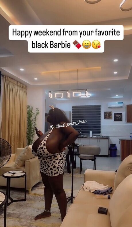 Busty Vivian top actress pictures