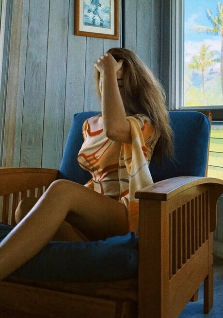 Olivia Jordan exclusive model photo