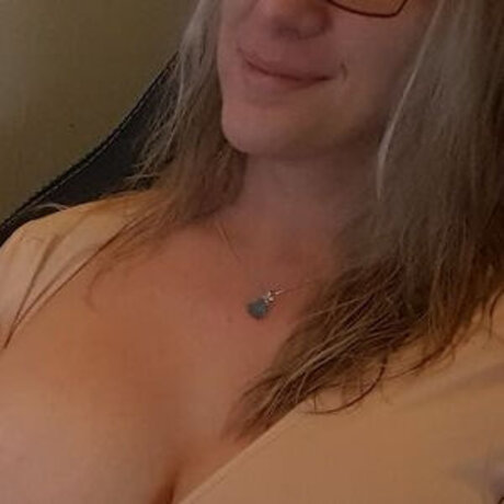 Hwmilf beautiful star image