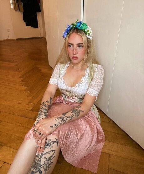 ayyetay model top gallery