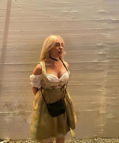 ayyetay star hd gallery