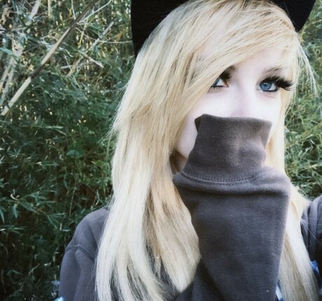 Shauna Dean Cokeland star pretty galleries